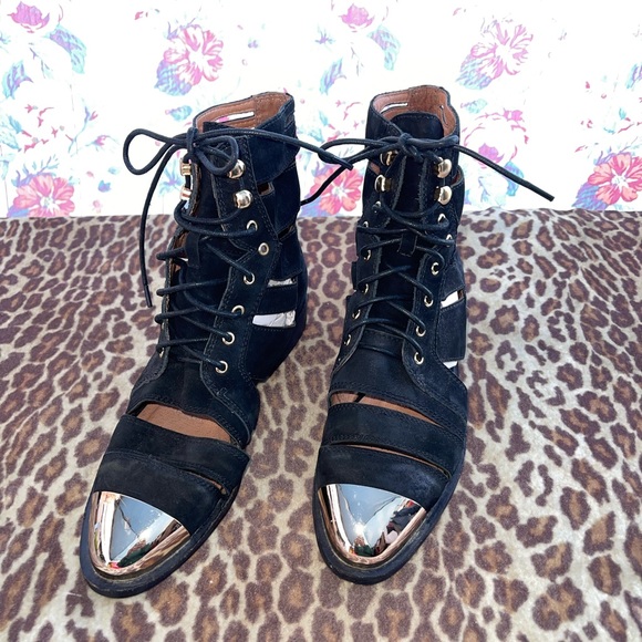 Jeffrey Campbell slashed boots - Picture 2 of 6